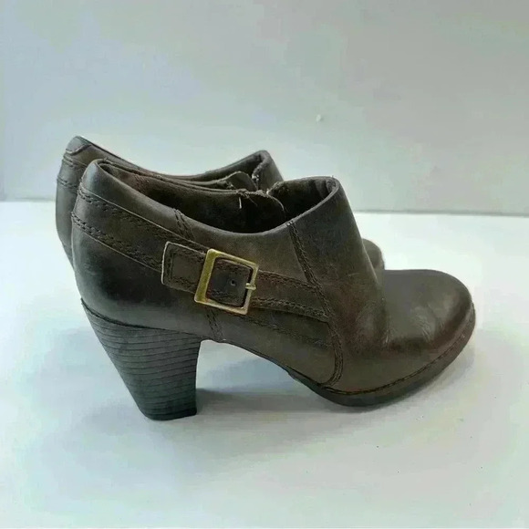 Clarks Bendables Brown Leather Ankle Booties with Heel Womens Shoes Size 6 - Picture 7 of 11
